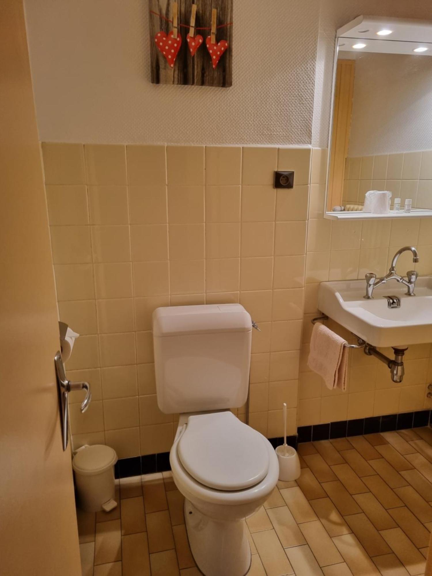 Hotel Bellevue Ayse Luaran gambar