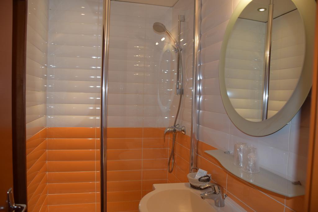 Hotel Bellevue Ayse Luaran gambar